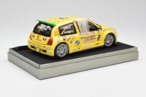 Renault Clio Sport #2 E. Rangoni Renault Clio Trophy Winner 2000 Universal Hobbies 1:18 7711218616 Diecast — photo 2 of 6