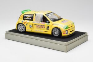 Renault Clio Sport #2 E. Rangoni Renault Clio Trophy Winner 2000 Universal Hobbies 1:18 7711218616 Diecast — photo 4 of 6
