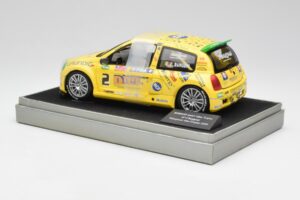 Renault Clio Sport #2 E. Rangoni Renault Clio Trophy Winner 2000 Universal Hobbies 1:18 7711218616 Diecast — photo 5 of 6
