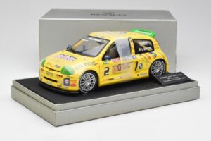 Renault Clio Sport #2 E. Rangoni Renault Clio Trophy Winner 2000 Universal Hobbies 1:18 7711218616 Diecast — photo 6 of 6