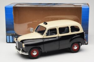 Renault Colorale Taxi Solido 1:18 421183530 Diecast — photo 8 of 8