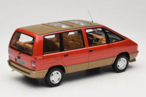 Renault Espace Mk1 2000 TSE Red Otto 1:18 OT1178 Resin — photo 2 of 6