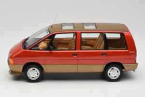 Renault Espace Mk1 2000 TSE Red Otto 1:18 OT1178 Resin — photo 3 of 6