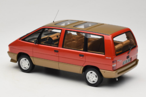 Renault Espace Mk1 2000 TSE Red Otto 1:18 OT1178 Resin — photo 5 of 6