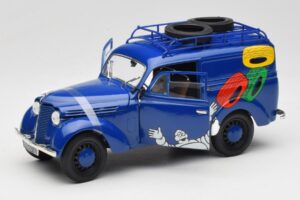 Renault Juvaquatre Michelin Blue Solido 1:18 82008 Diecast — photo 2 of 8
