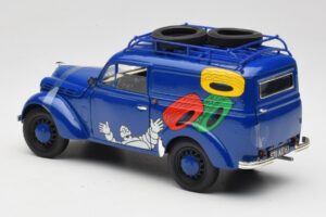 Renault Juvaquatre Michelin Blue Solido 1:18 82008 Diecast — photo 6 of 8