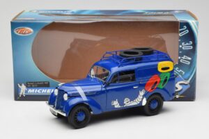 Renault Juvaquatre Michelin Blue Solido 1:18 82008 Diecast — photo 8 of 8
