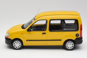 Renault Kangoo 1.4 RT Soleil Yellow Otto 1:18 OT474 Resin — photo 3 of 6
