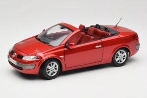 Renault Megane Mk1 CC Red Solido 1:18 8152 Diecast