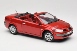 Renault Megane Mk1 CC Red Solido 1:18 8152 Diecast — photo 6 of 8