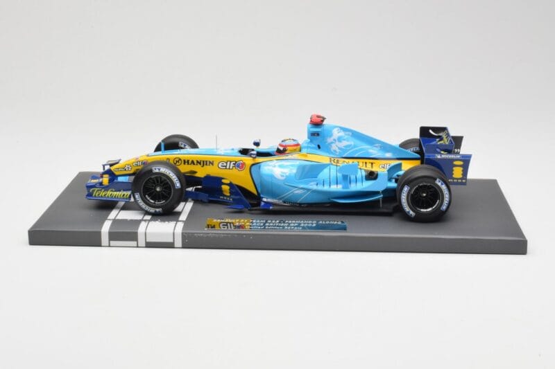 Renault R25 #5 F. Alonso 2nd Place British GP 2005 Minichamps 1:18 117051105 Diecast