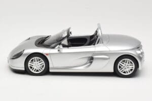 Renault Spider Silver Otto 1:18 OT1142 Resin — photo 3 of 6