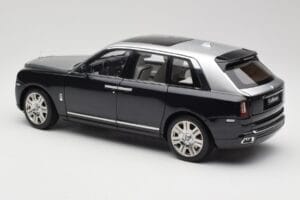 Rolls-Royce Cullinan Black & Silver OEM 1:18 ROLLS001 Diecast — photo 7 of 8