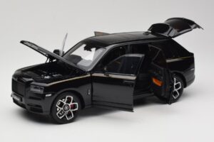 Rolls-Royce Cullinan Black With Gold Coachline & Shadow Wheels OEM 1:18 028-15A Diecast — photo 2 of 8