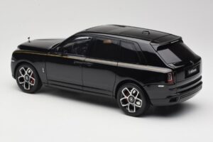 Rolls-Royce Cullinan Black With Gold Coachline & Shadow Wheels OEM 1:18 028-15A Diecast — photo 7 of 8