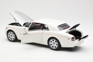 Rolls-Royce Phantom Coupe English White Silver Kyosho 1:18 08861EW Diecast — photo 5 of 8