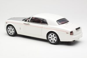Rolls-Royce Phantom Coupe English White Silver Kyosho 1:18 08861EW Diecast — photo 7 of 8