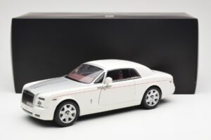 Rolls-Royce Phantom Coupe English White Silver Kyosho 1:18 08861EW Diecast — photo 8 of 8