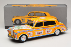 Rolls-Royce Phantom V John Lennon Paragon 1:18 PA-92121 Diecast — photo 8 of 8