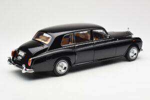 Rolls-Royce Phantom VI EWB Black Kyosho 1:18 08905BK Diecast — photo 3 of 8