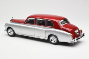 Rolls-Royce Phantom VI Silver Red Kyosho 1:18 08905SR Diecast — photo 7 of 8