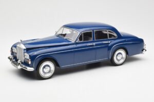 Rolls-Royce Silver Cloud III Flying Spur Mulliner RHD Dark Blue MCG 1:18 MCG18124 Diecast