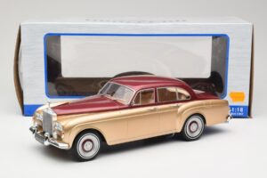 Rolls-Royce Silver Cloud III Flying Spur H.J. Mulliner Red & Gold MCG 1:18 MCG18132 Diecast — photo 6 of 6