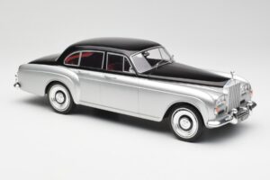 Rolls-Royce Silver Cloud III Mulliner Silver & Black MCG 1:18 MCG18128 Diecast — photo 4 of 6