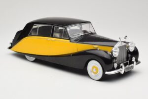 Rolls-Royce Silver Wraith Empress by Hooper Black & Yellow MCG 1:18 MCG18066 Diecast — photo 4 of 6