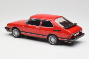 Saab 900 GL Red MCG 1:18 MCG18340 Diecast — photo 4 of 6