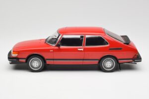 Saab 900 GL Red MCG 1:18 MCG18340 Diecast — photo 5 of 6