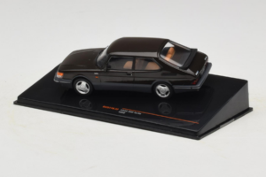 Saab 900 Turbo Black IXO 1:43 CLC577N Diecast — photo 3 of 4