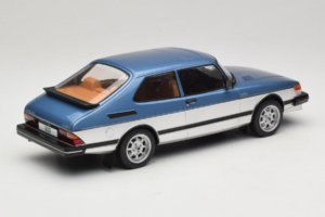 Saab 900 Turbo Blue Metallic MCG 1:18 MCG18261MCW Diecast — photo 2 of 6