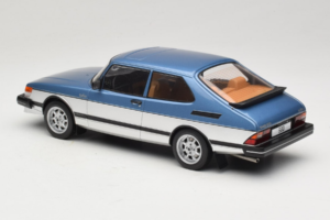 Saab 900 Turbo Blue Metallic MCG 1:18 MCG18261MCW Diecast — photo 5 of 6