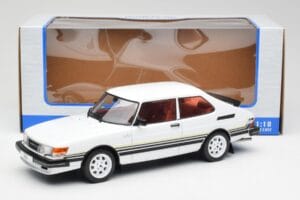 Saab 900 Turbo White MCG 1:18 MCG18339 Diecast — photo 6 of 6