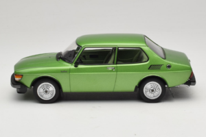 Saab 99 Metallic Green MCG 1:18 MCG18440 Diecast — photo 3 of 6