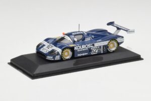 Sauber C9 #62 J. Dumfries / C. Ganassi 1987 Minichamps 1:43 SAUBER002 Diecast — photo 2 of 4