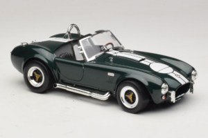 Shelby Cobra 427 S/C Dark Green White Stripes Road Signature 1:18 92058-P1 Diecast — photo 6 of 8