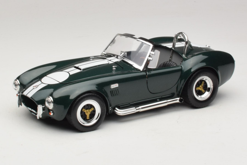 Shelby Cobra 427 S/C Dark Green White Stripes Road Signature 1:18 92058-P1 Diecast
