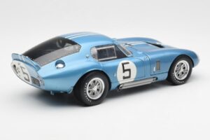 Shelby Cobra Daytona Coupe #5 D. Gurney / B. Bondurant 24 Hours of Le Mans 1964 Exoto 1:18 135190555498 Diecast — photo 3 of 8