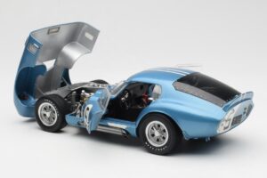 Shelby Cobra Daytona Coupe #5 D. Gurney / B. Bondurant 24 Hours of Le Mans 1964 Exoto 1:18 135190555498 Diecast — photo 5 of 8