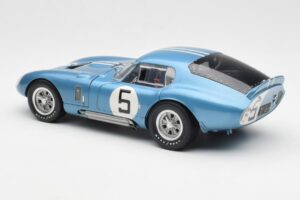 Shelby Cobra Daytona Coupe #5 D. Gurney / B. Bondurant 24 Hours of Le Mans 1964 Exoto 1:18 135190555498 Diecast — photo 7 of 8