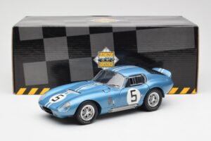 Shelby Cobra Daytona Coupe #5 D. Gurney / B. Bondurant 24 Hours of Le Mans 1964 Exoto 1:18 135190555498 Diecast — photo 8 of 8