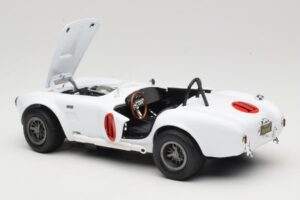 Shelby Cobra 427 S/C White Auto World 1:18 AWSS104 Diecast — photo 5 of 8