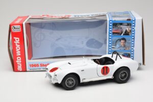 Shelby Cobra 427 S/C White Auto World 1:18 AWSS104 Diecast — photo 8 of 8