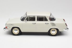 Skoda 1000 MB Grey & White MCG 1:18 MCG18275 Diecast — photo 3 of 6