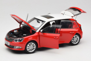 Skoda Fabia Mk3 Red OEM 1:18 ZSF00004ROT Diecast — photo 2 of 8
