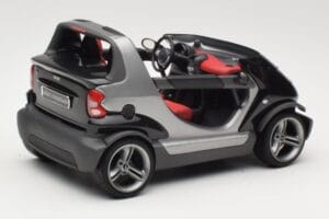Smart Crossblade 450 Black Minichamps 1:18 0013440V001C02Q00 Diecast — photo 3 of 8