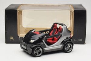 Smart Crossblade 450 Black Minichamps 1:18 0013440V001C02Q00 Diecast — photo 8 of 8