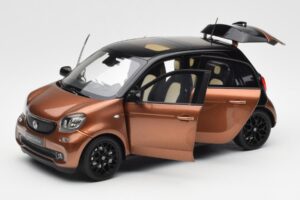 Smart Forfour W453 Black Hazel Brown Norev 1:18 B66960299 Diecast — photo 2 of 8